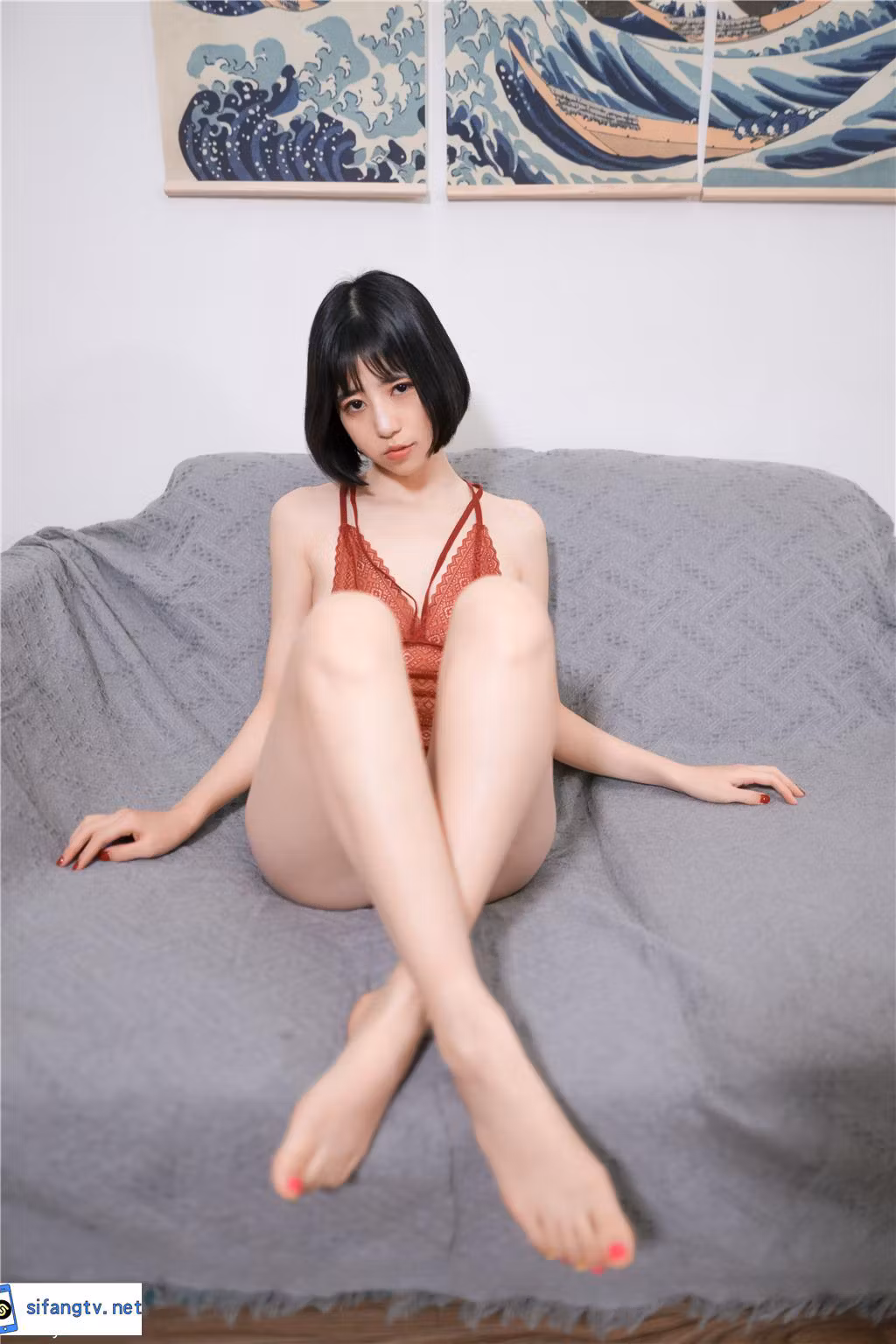 华语人气写真偶像艾栗栗
