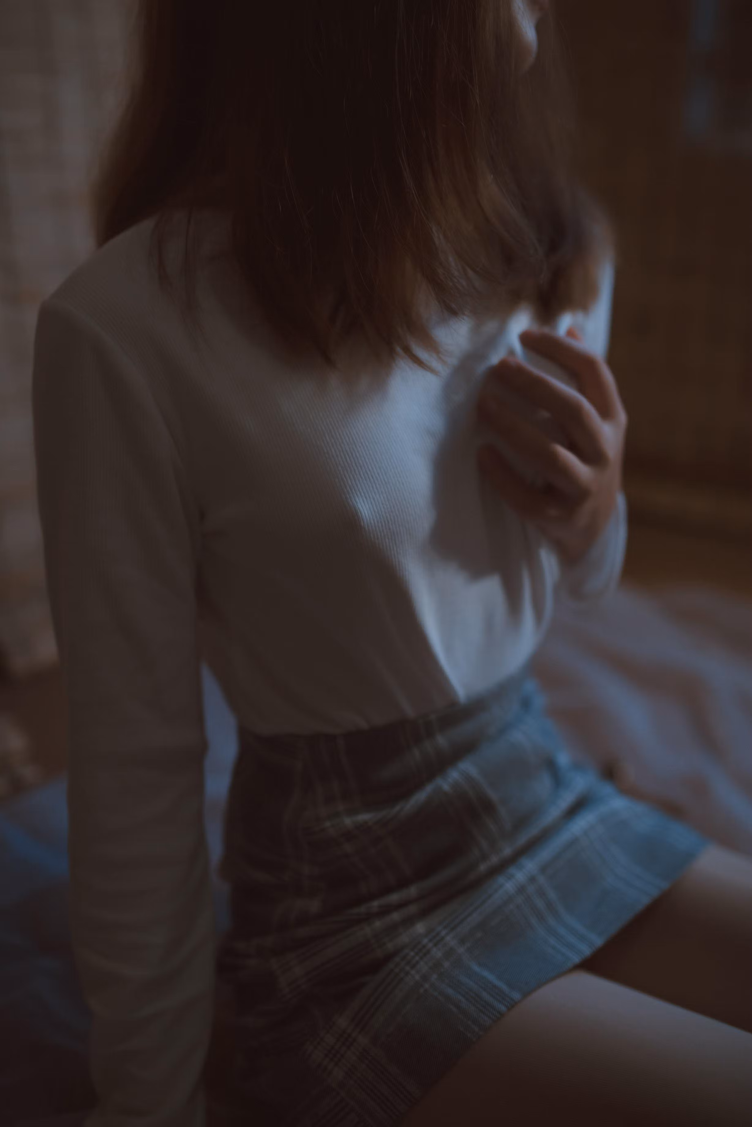 紧身衣展现真空突起点痕迹