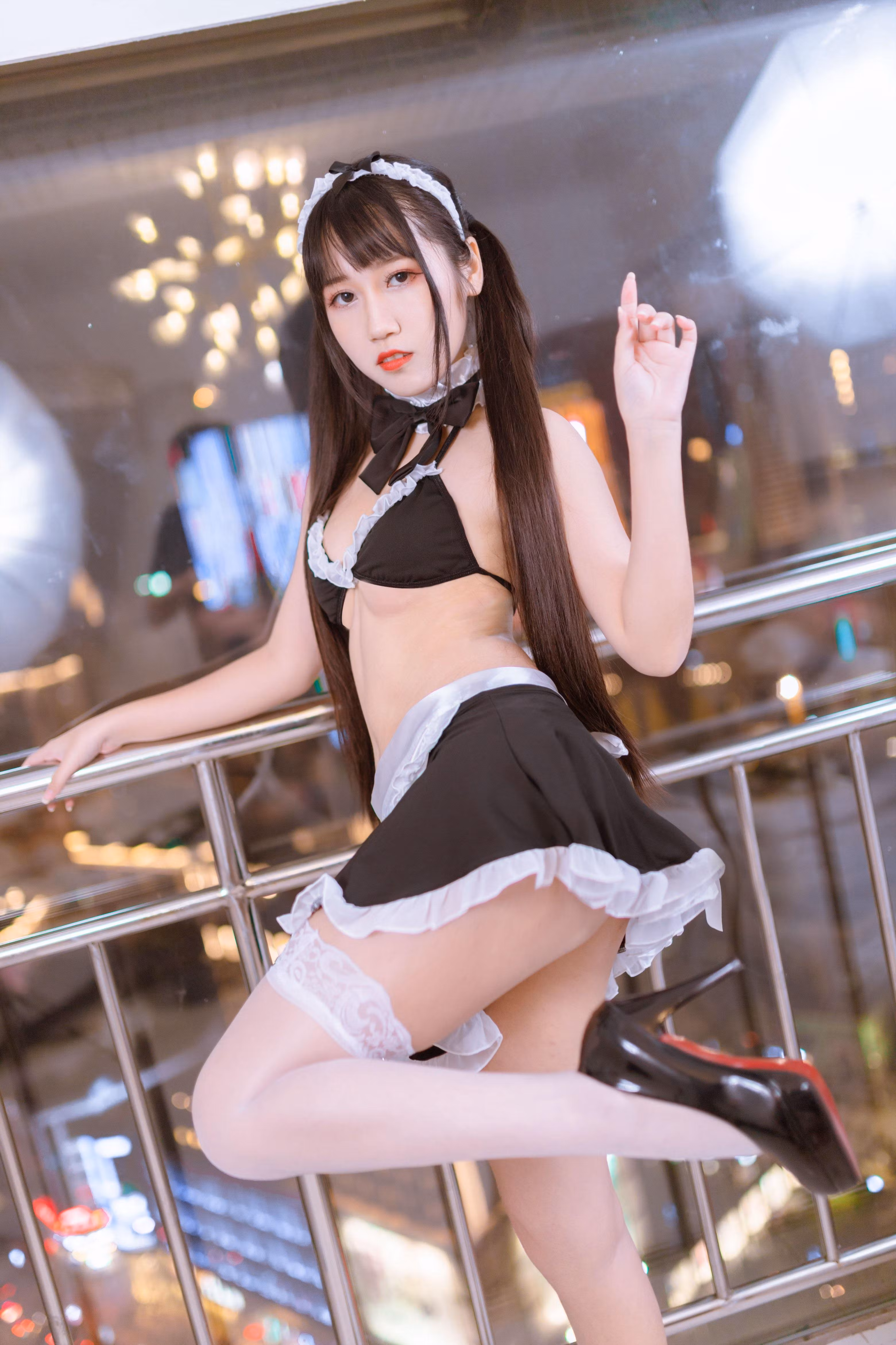 白丝丝袜美腿