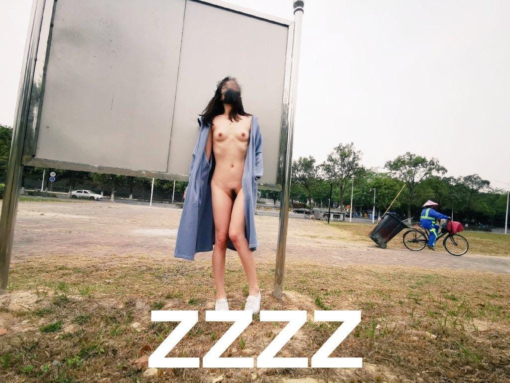 广州情侣 ZZZZ 户外露出全套高清图片打包下载