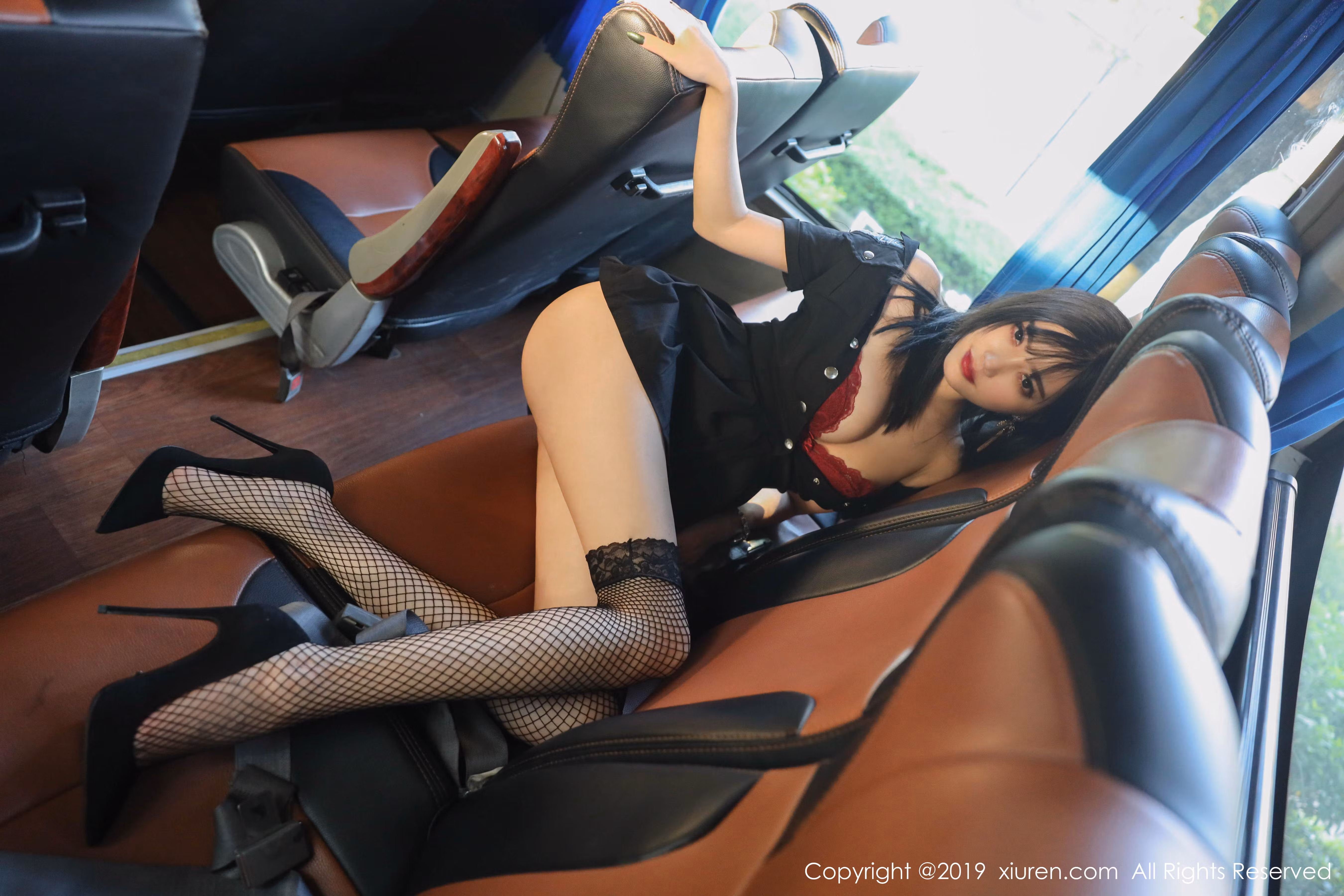 美胸爆乳局部