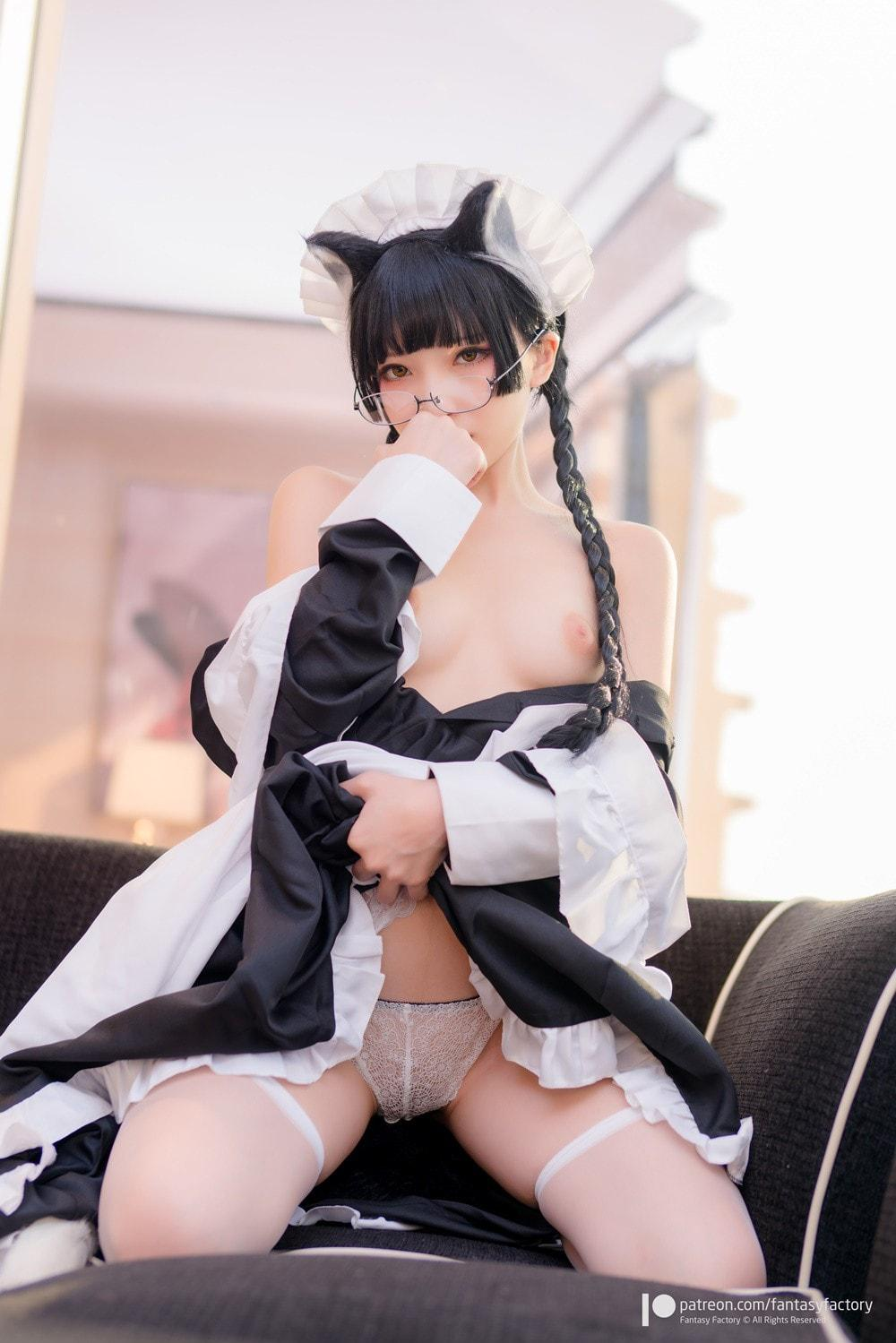 露穴漏点福利系列之极致全裸私房露出美鲍美穴