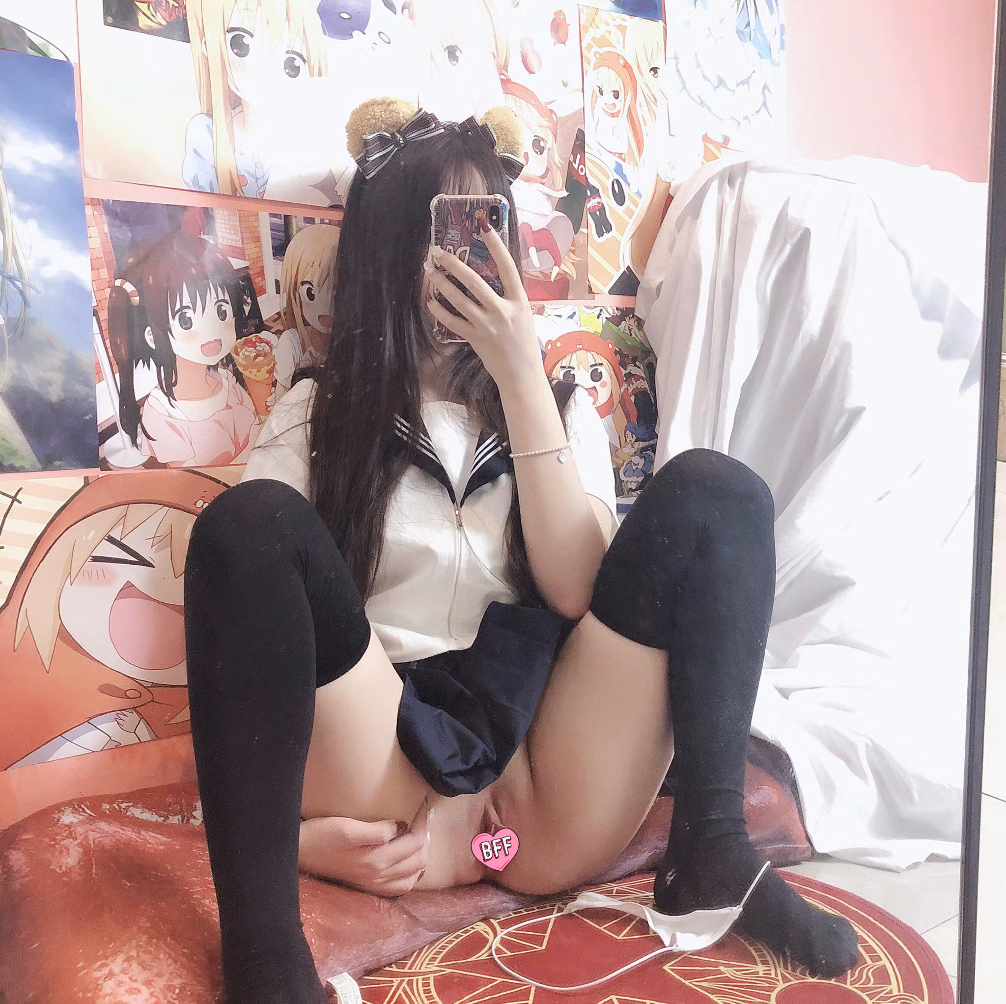cc987563性感水手服女神全裸大尺度卧室写真