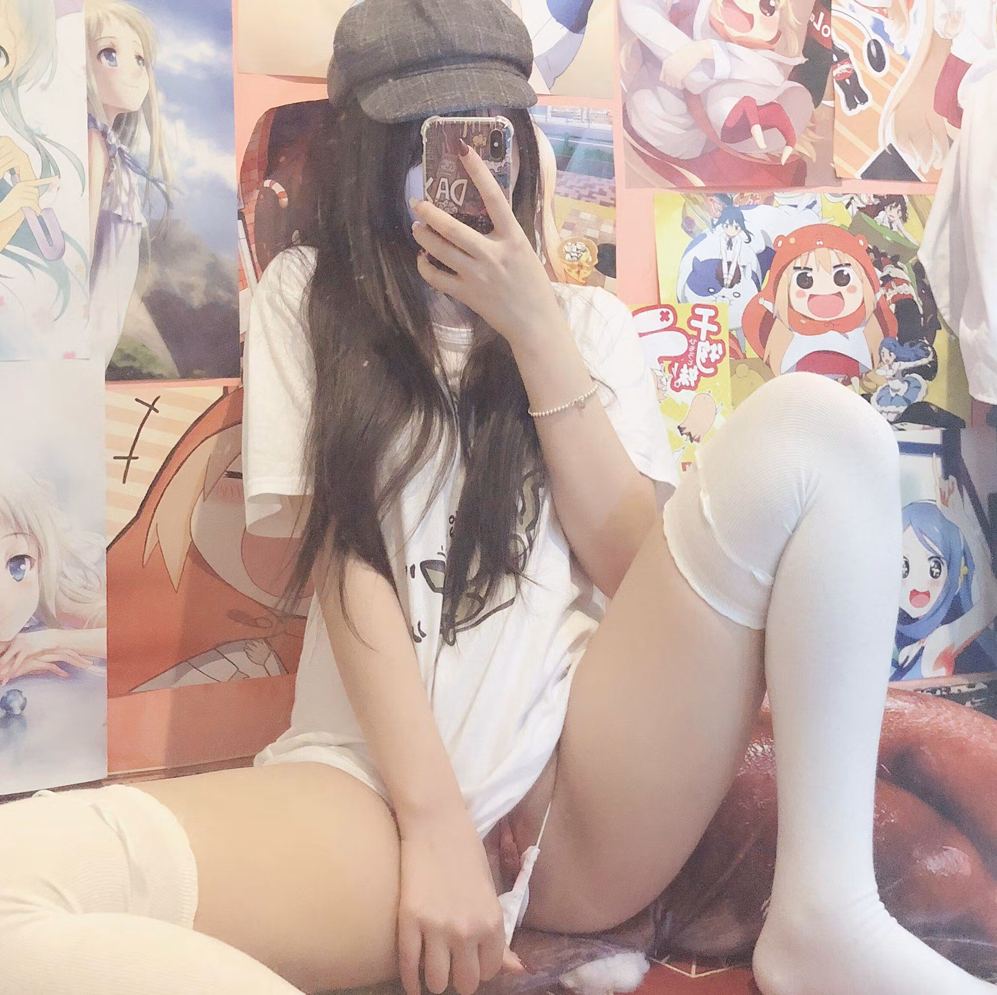 露穴漏点福利系列之极致全裸私房露出美鲍美穴