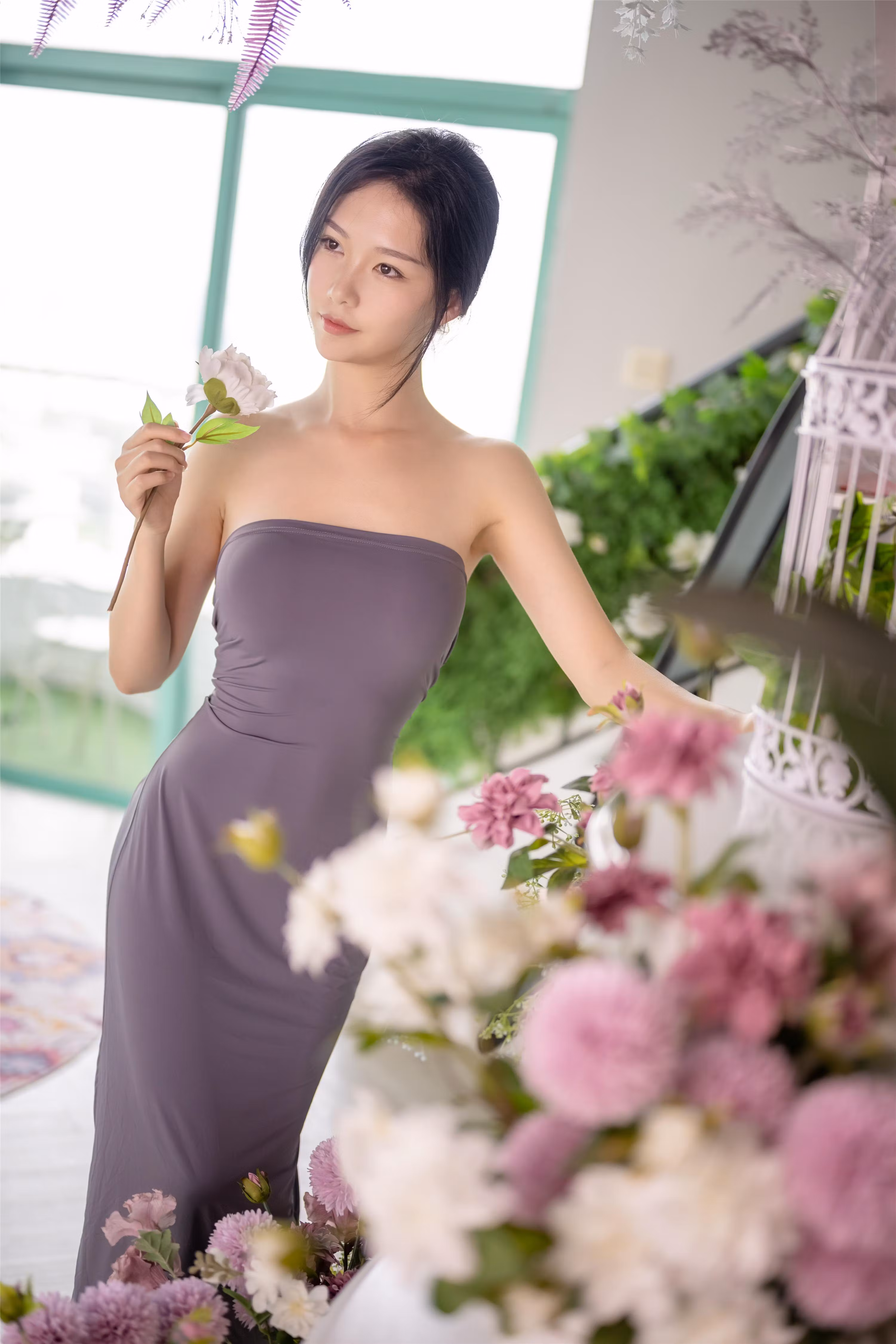 [抖娘利世] [性感/私房写真] 抹胸长裙私房图集 [42P]-软桃社