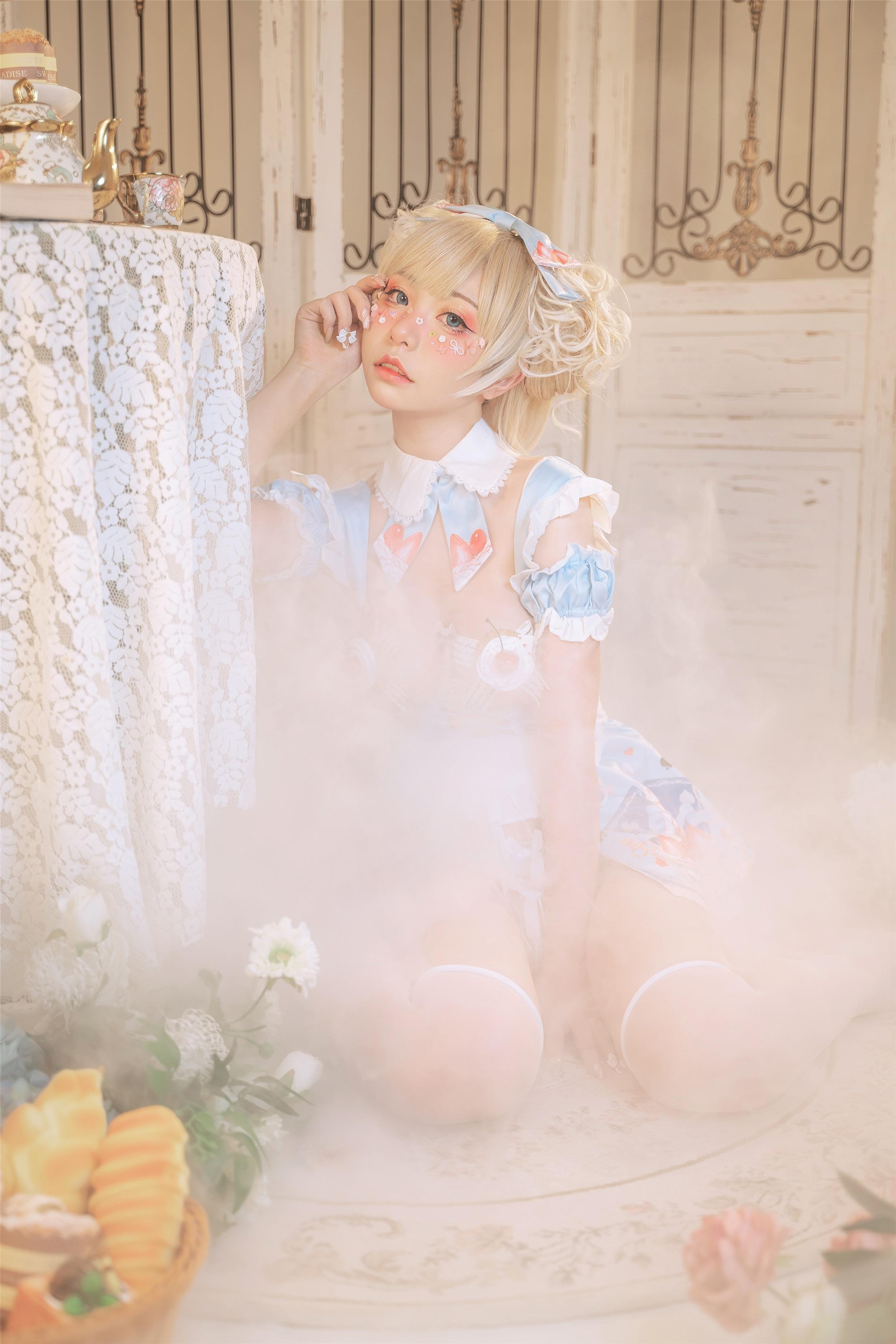 [喵小吉] [清纯/校花写真] 女仆的秘密茶会图集[31P]-软桃社