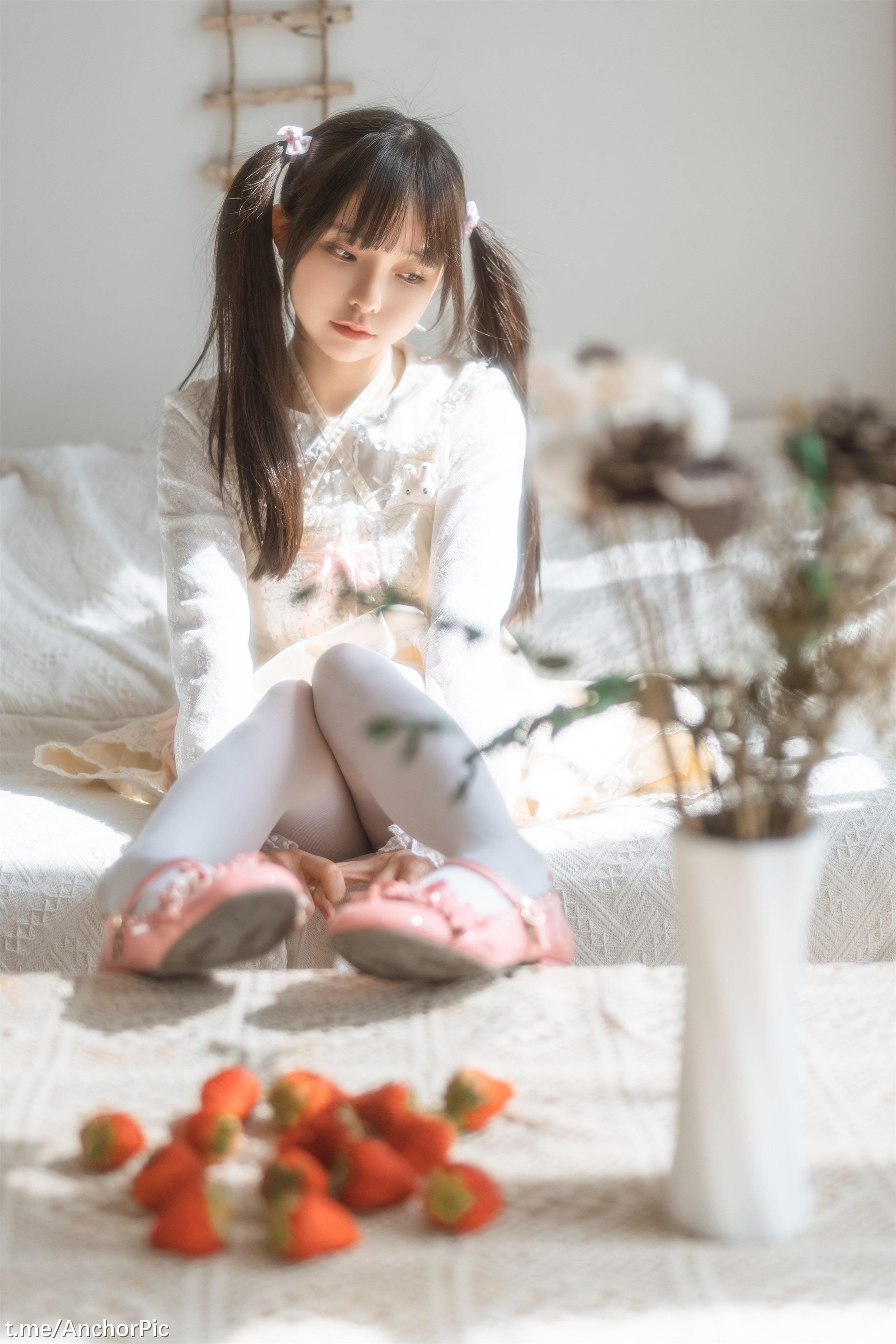 [六味帝皇酱] [动漫COS写真] 洛丽塔套图 [71P]-软桃社